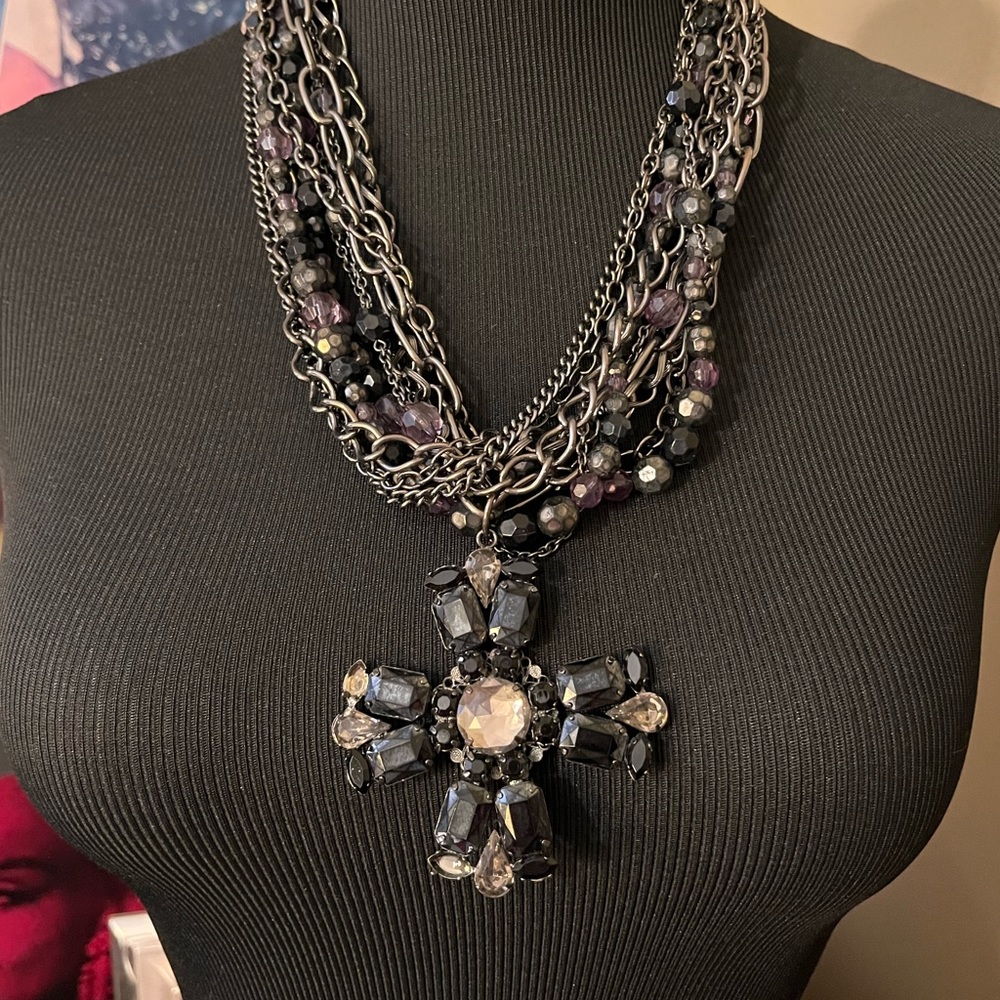 Stunning, dark blue black and purple, multi strand cross neck…